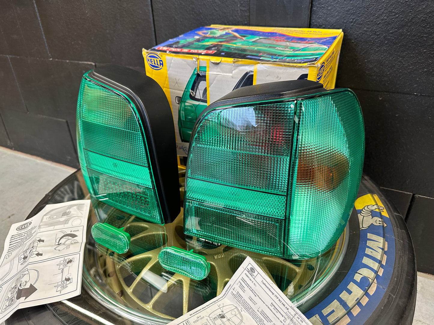 Hella Magic Colour Green Polo 6n taillights