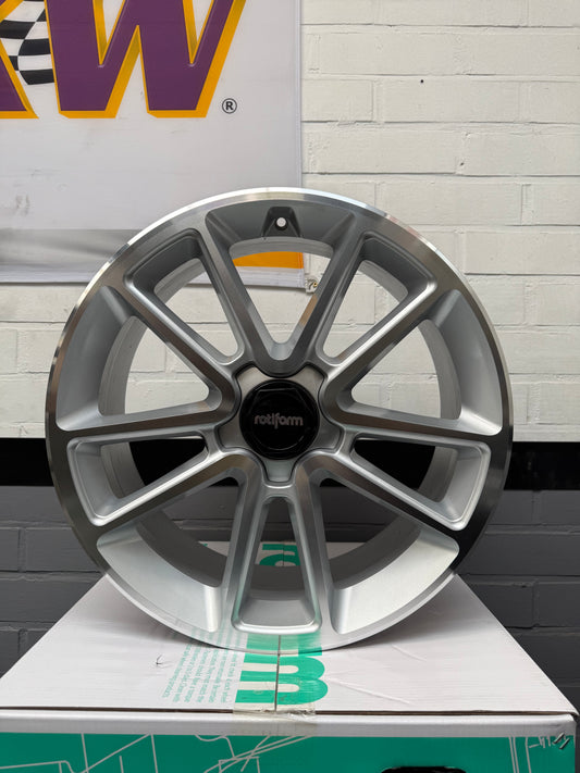 21” Rotiform BTL 5x112 wheels