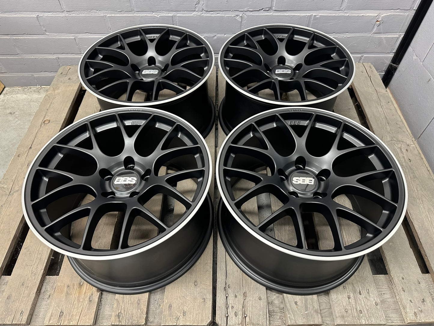 18” BBS RE1243 Motorsport 5x120 wheels ( BMW M3 GT4 )