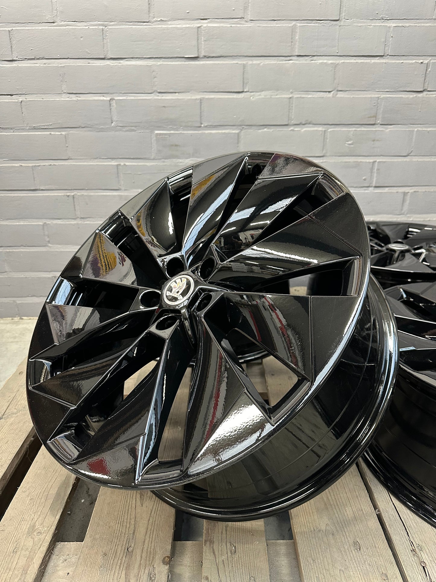 21” Skoda Enyaq Iv 5x112 Betria wheels