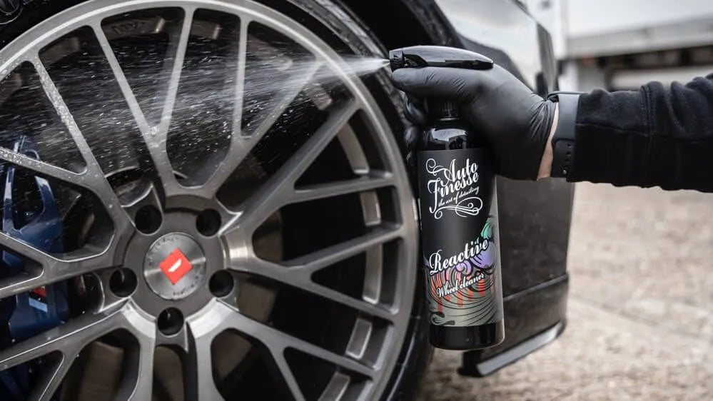 Reactive - Wheel cleaner