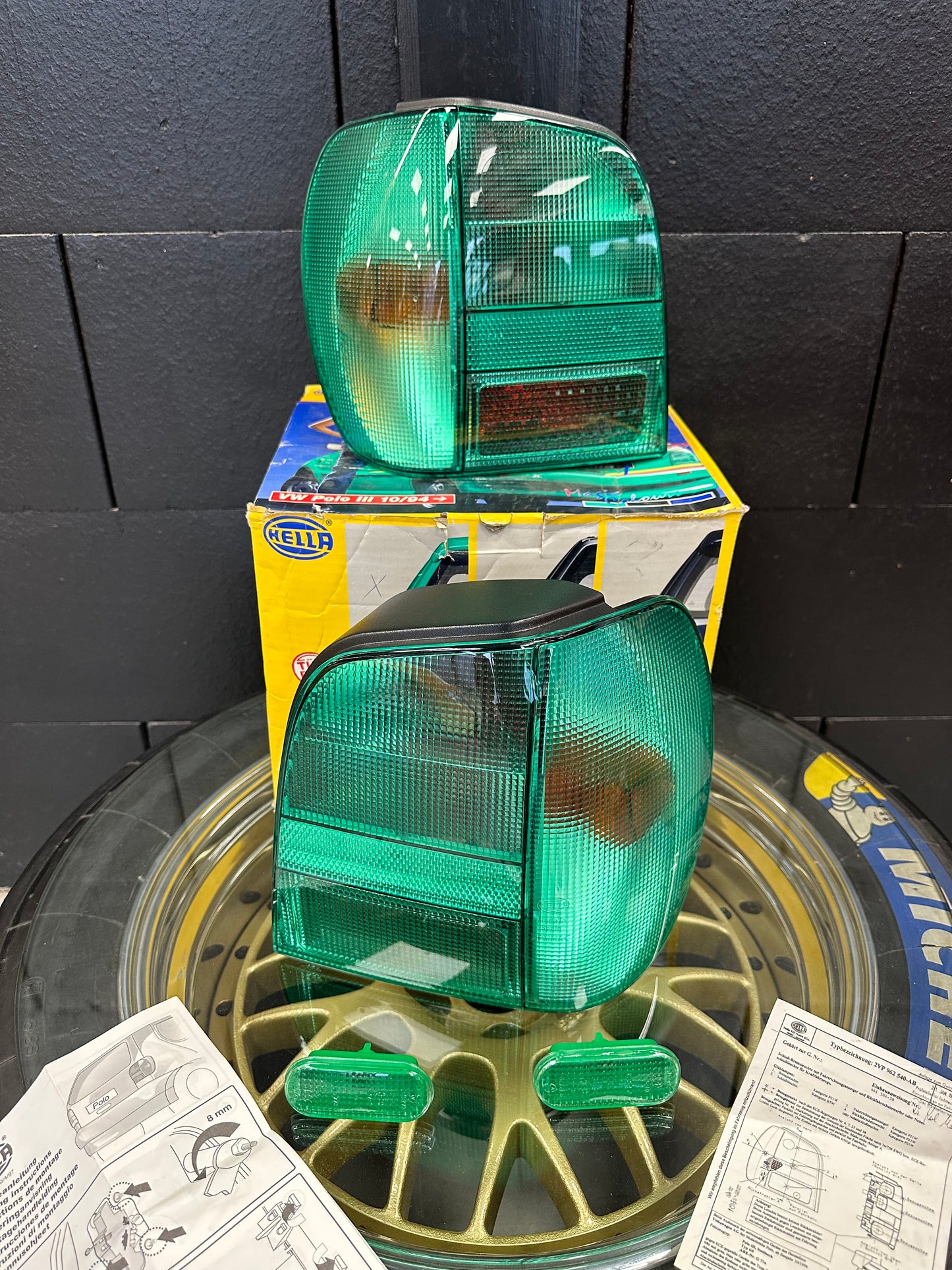 Hella Magic Colour Green Polo 6n taillights