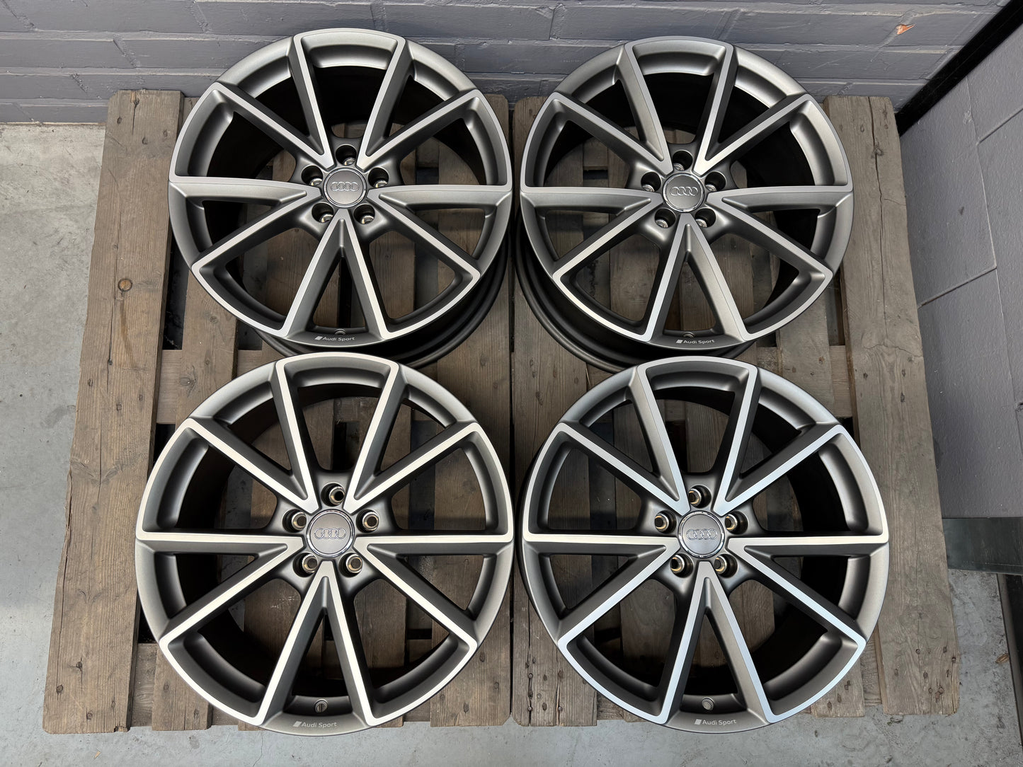 20” Original Audi TT Sport 5x112 wheels ( TTS TTRS )