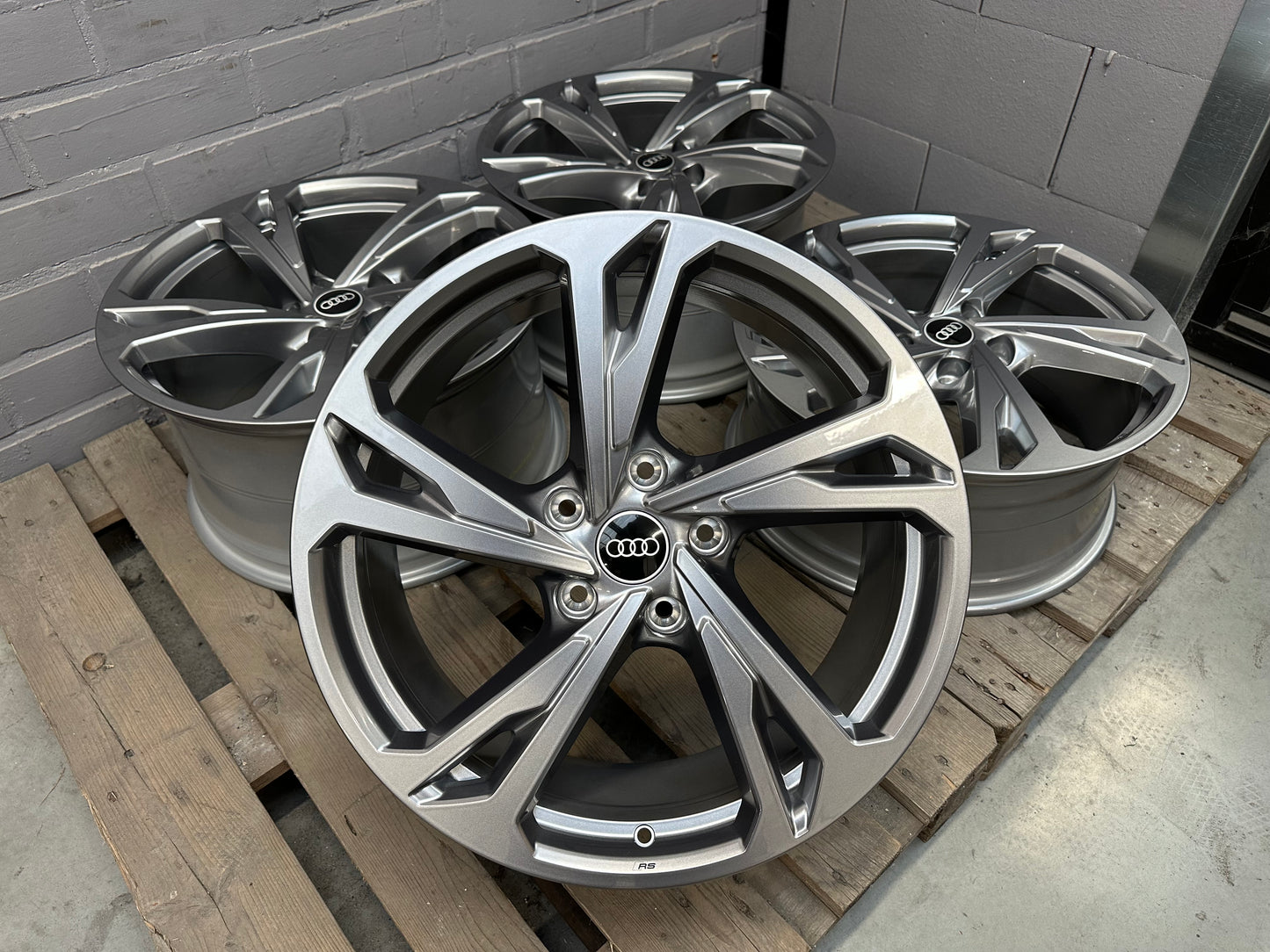 20” Audi Etron GT ( RS ) 5x130 wheels