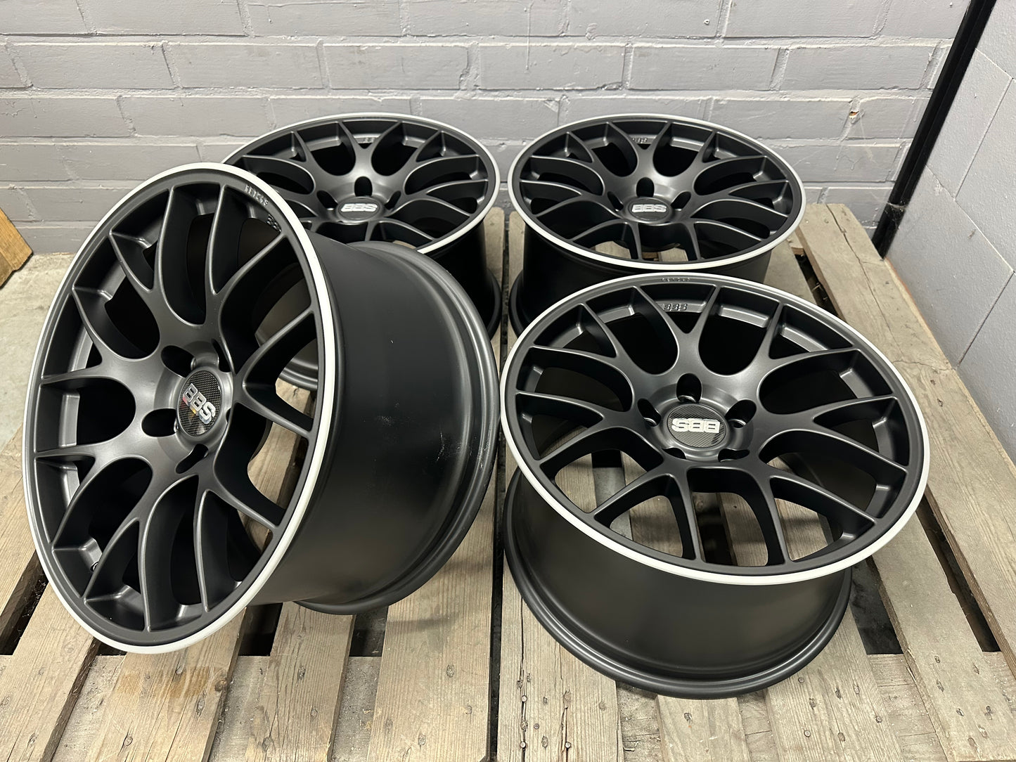 18” BBS RE1243 Motorsport 5x120 wheels ( BMW M3 GT4 )