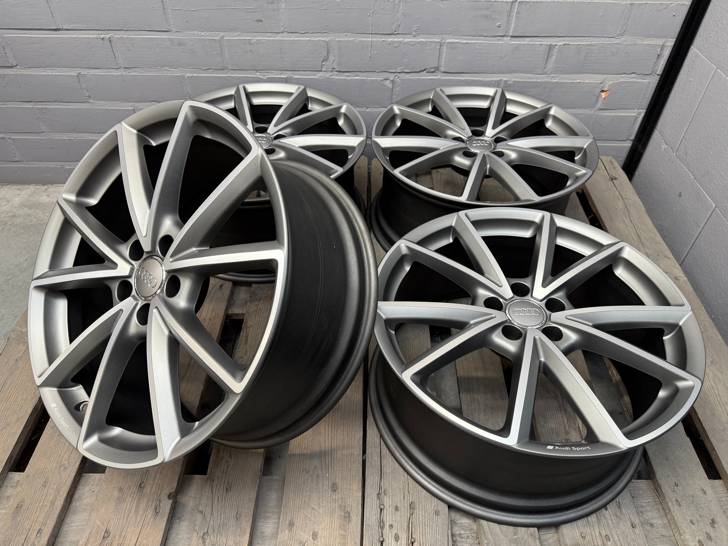 20” Original Audi TT Sport 5x112 wheels ( TTS TTRS )