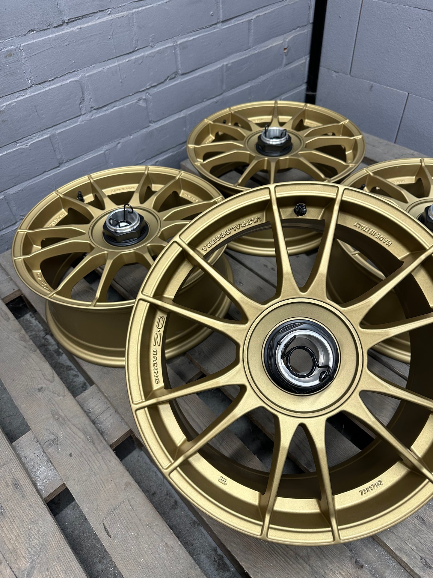 17” Oz Ultraleggera 4x100 wheels