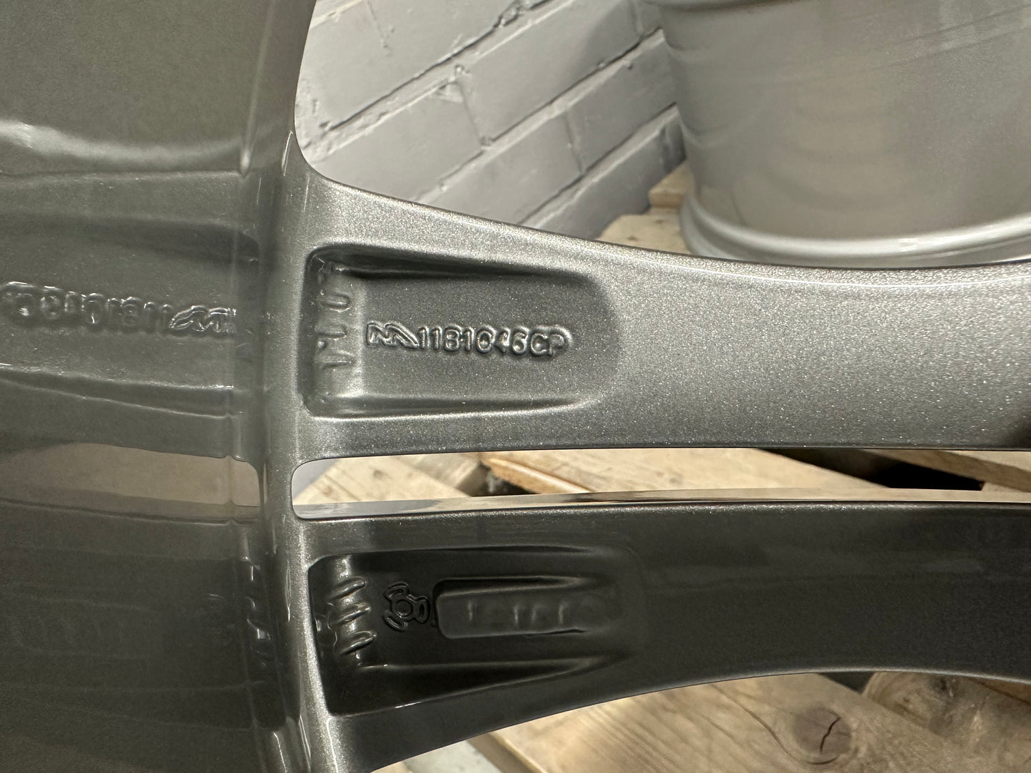 Original McLaren MP4-12C Wheelset 19” 20”