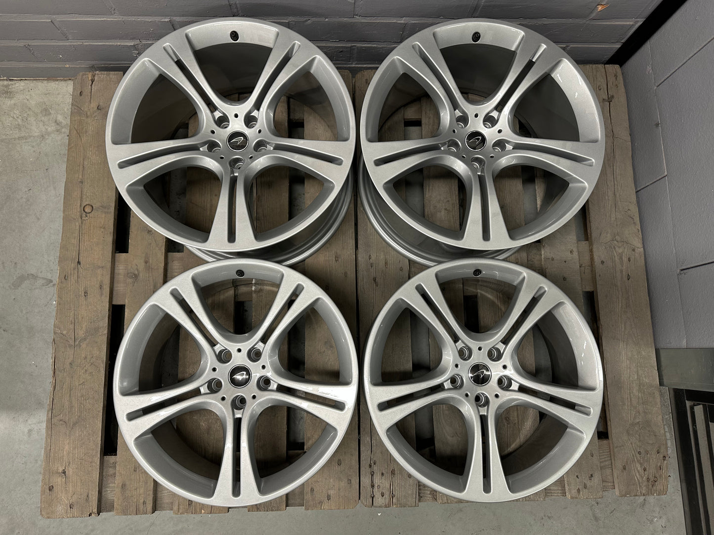 Original McLaren MP4-12C Wheelset 19” 20”