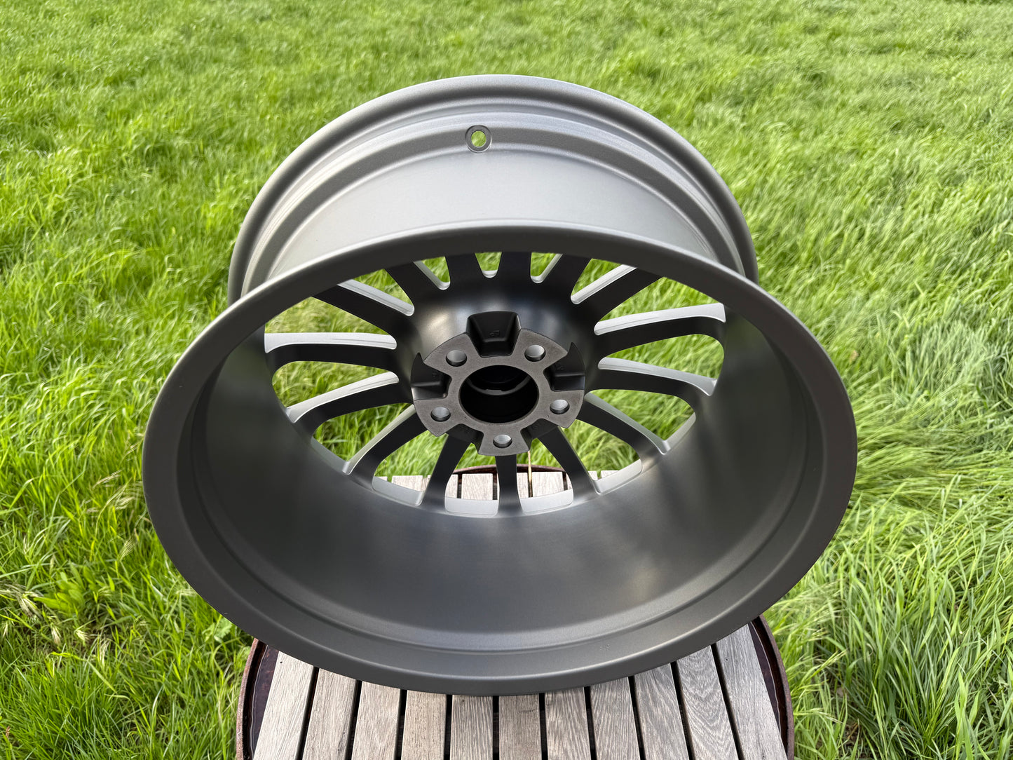 19” Oz Superturismo LM 5x120 wheels