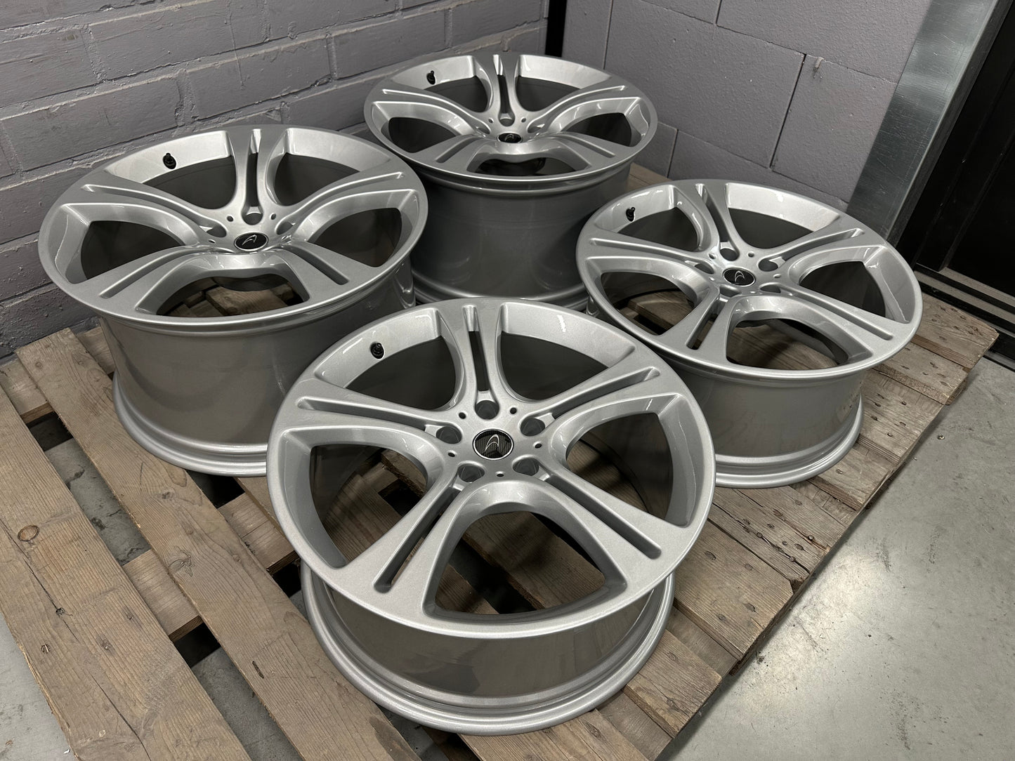 Original McLaren MP4-12C Wheelset 19” 20”