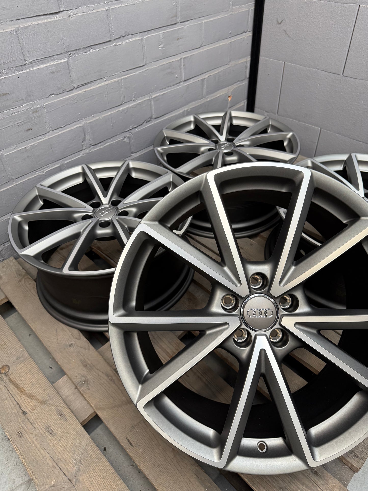 20” Original Audi TT Sport 5x112 wheels ( TTS TTRS )