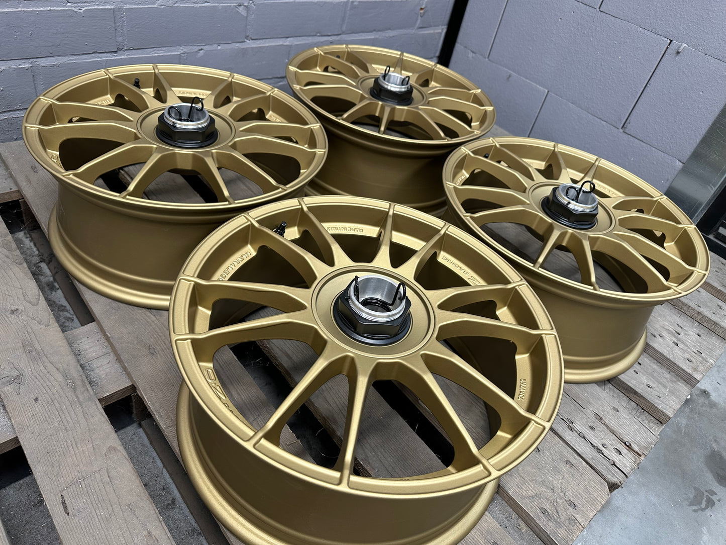 17” Oz Ultraleggera 4x100 wheels