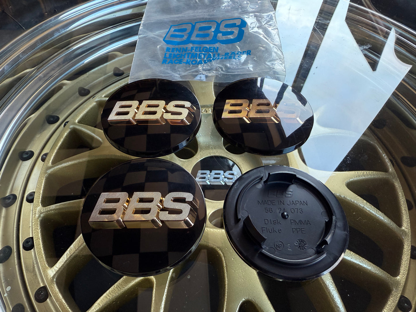 BBS 70.6mm Black / Gold Centercaps Badges Logos