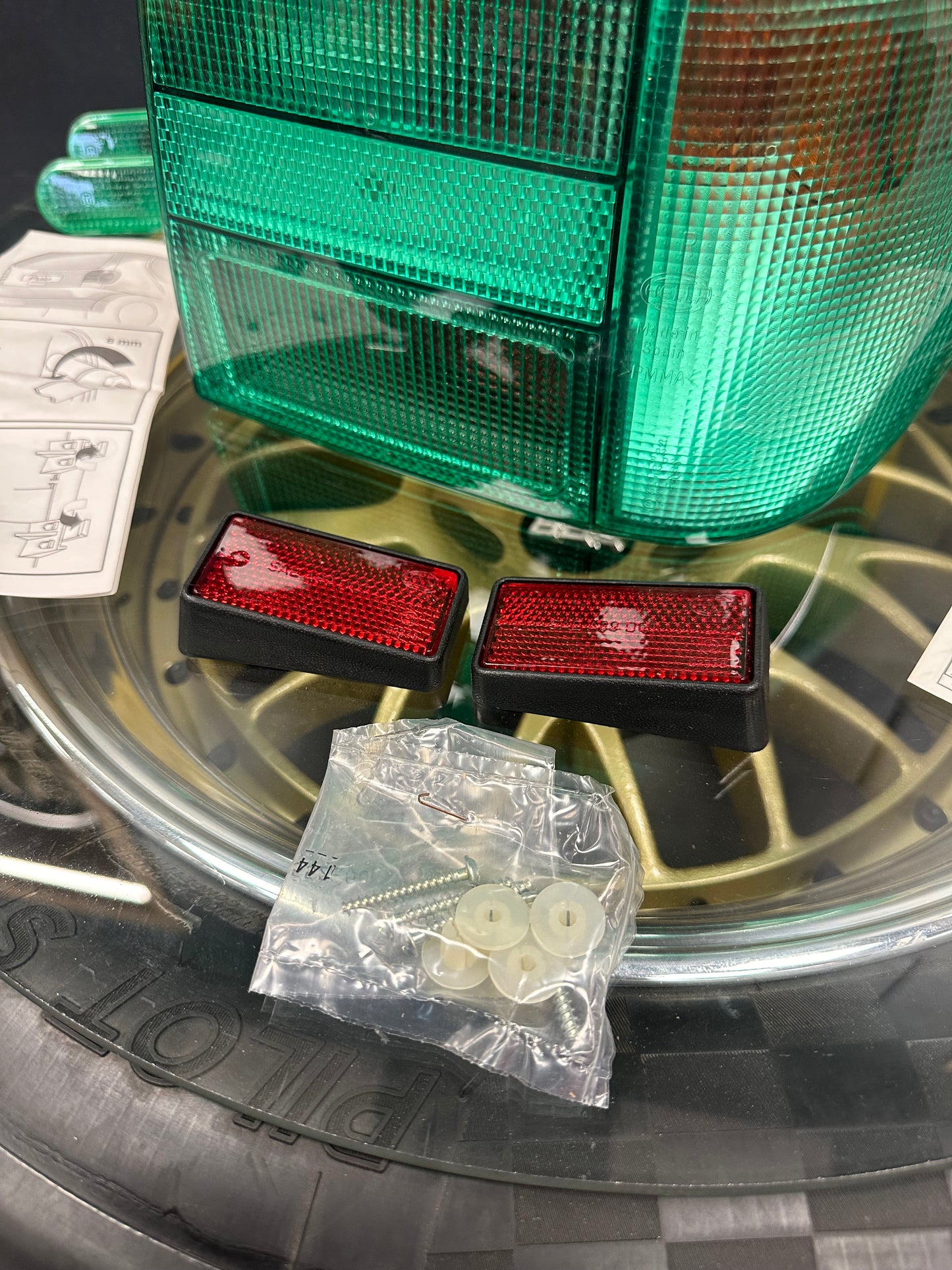 Hella Magic Colour Green Polo 6n taillights