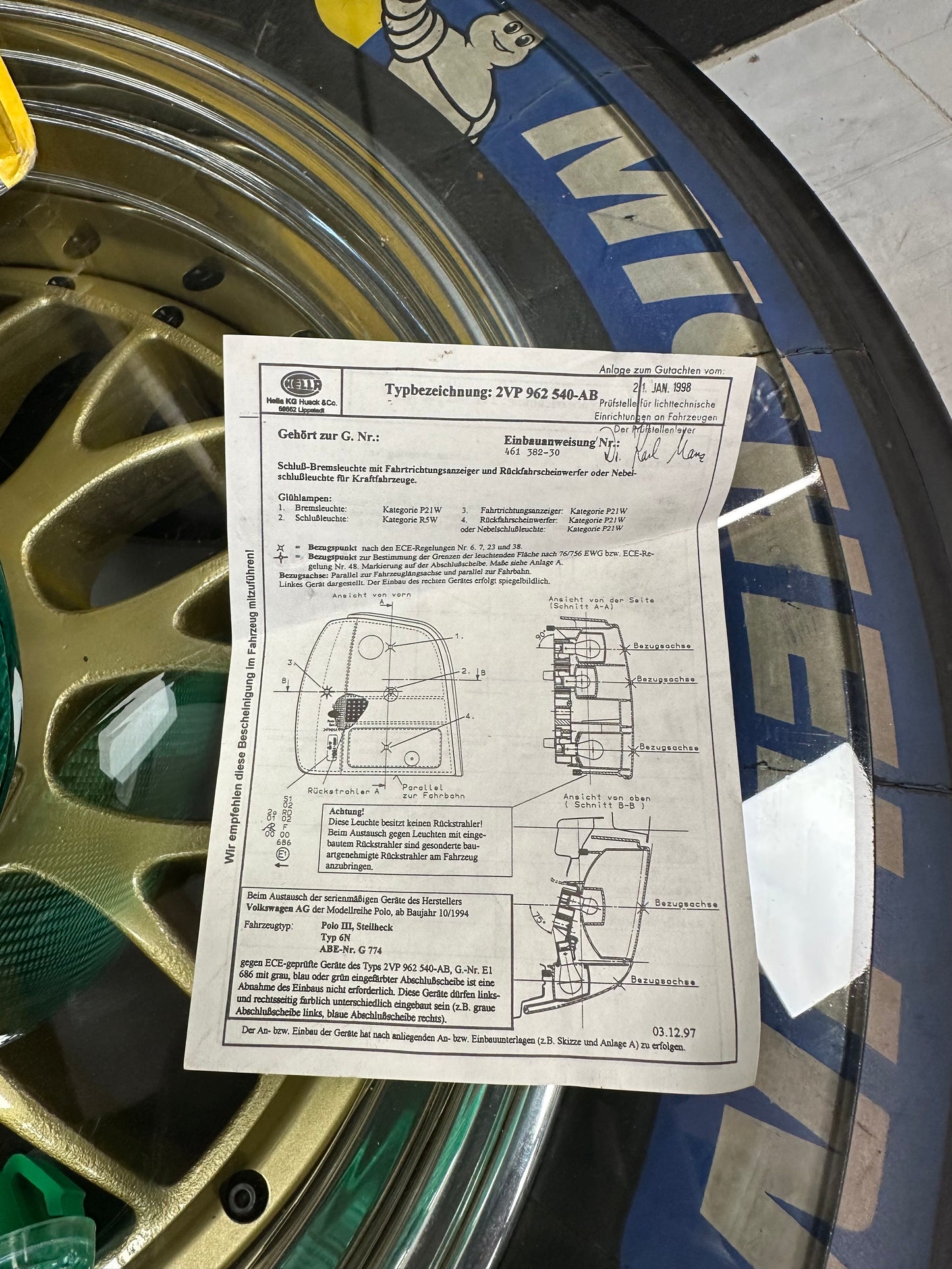 Hella Magic Colour Green Polo 6n taillights