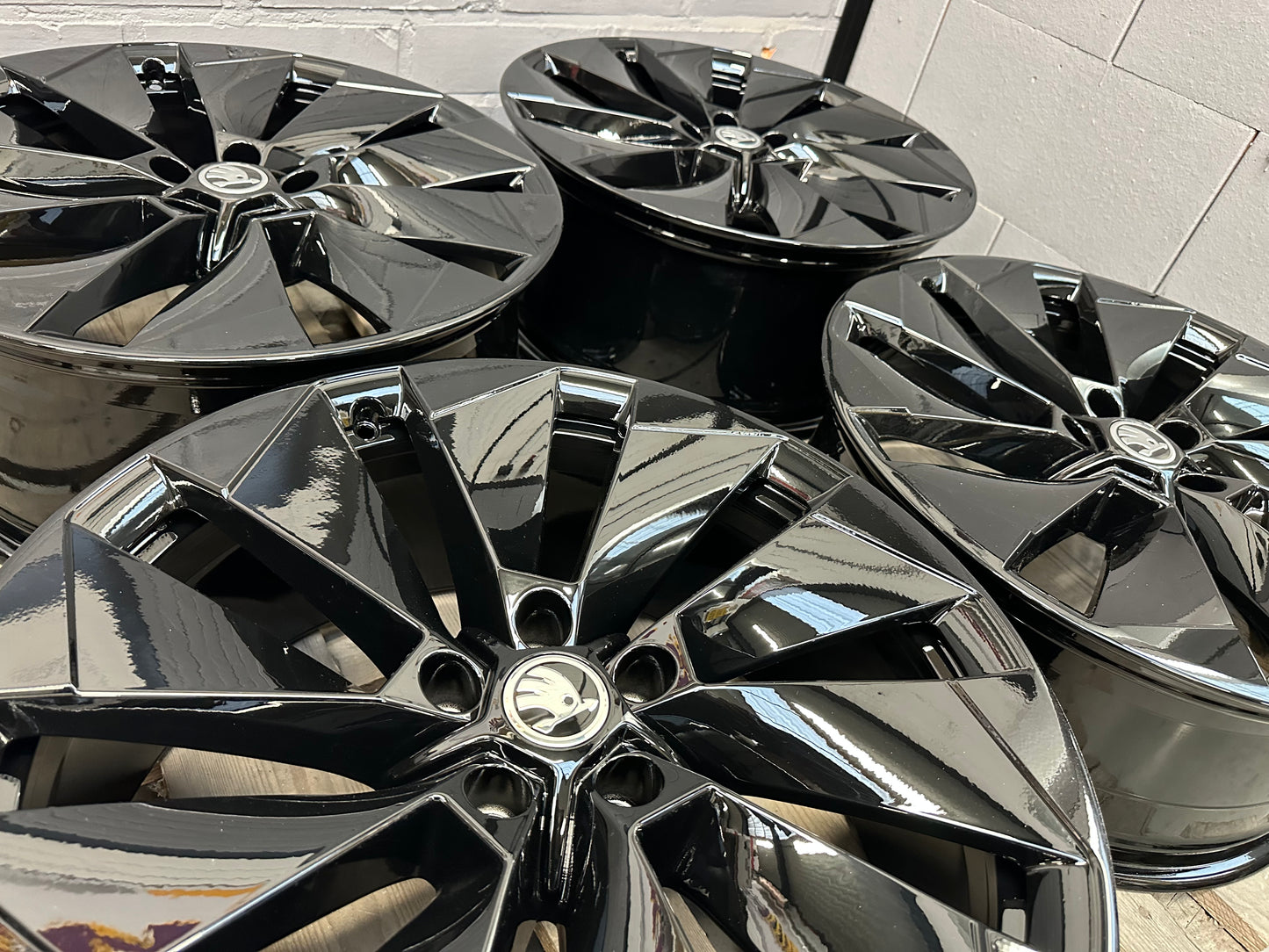 21” Skoda Enyaq Iv 5x112 Betria wheels