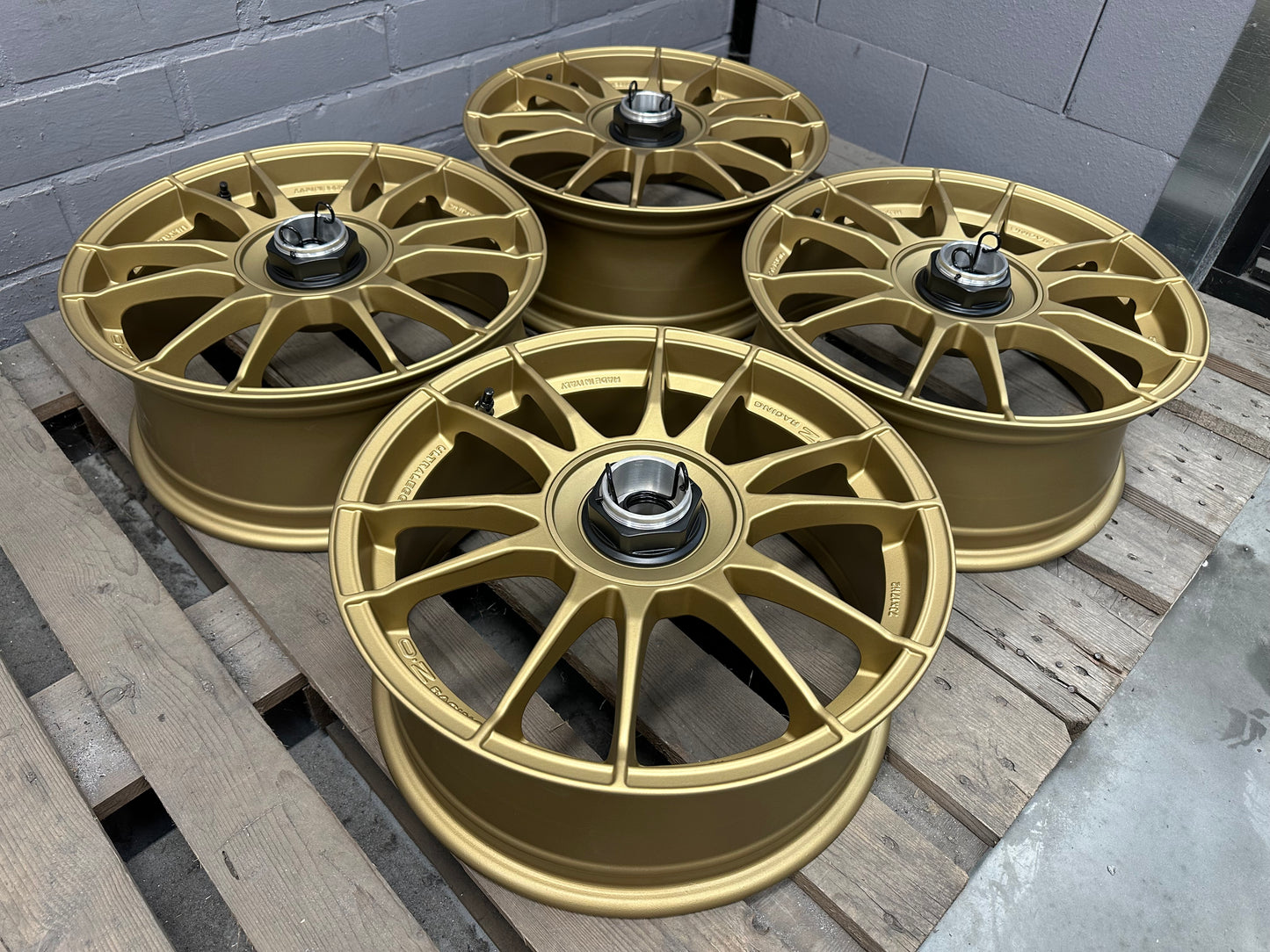 17” Oz Ultraleggera 4x100 wheels