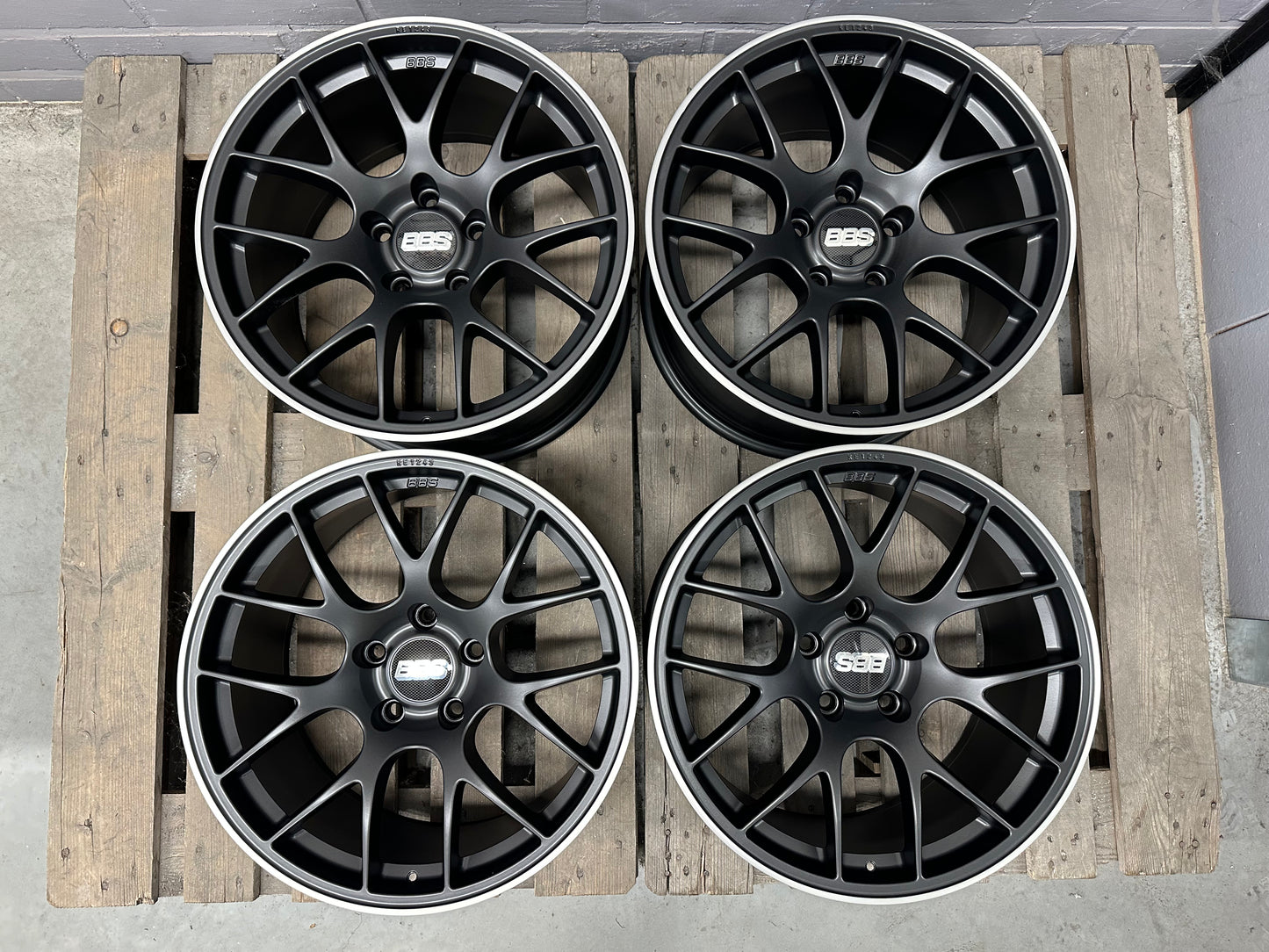 18” BBS RE1243 Motorsport 5x120 wheels ( BMW M3 GT4 )