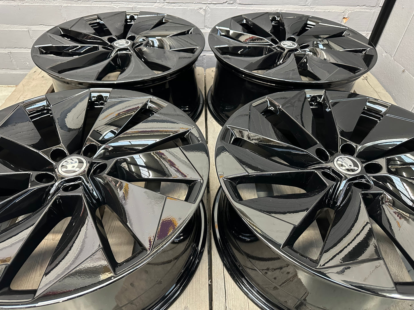 21” Skoda Enyaq Iv 5x112 Betria wheels