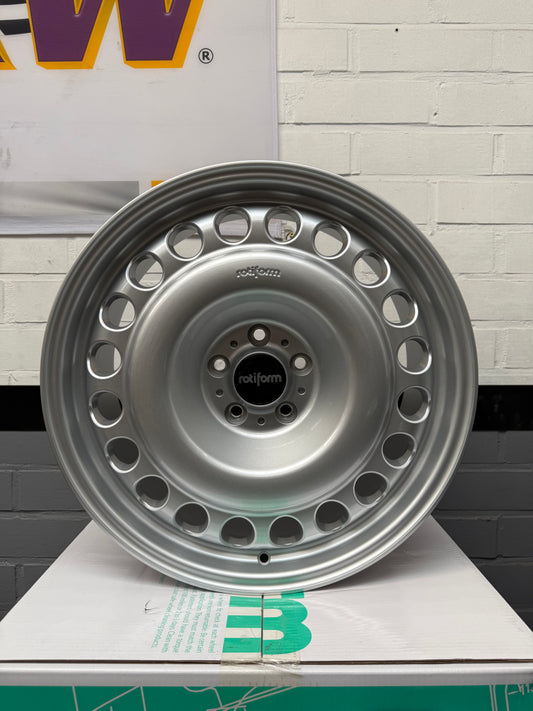 20” Rotiform STL 5x120 wheels