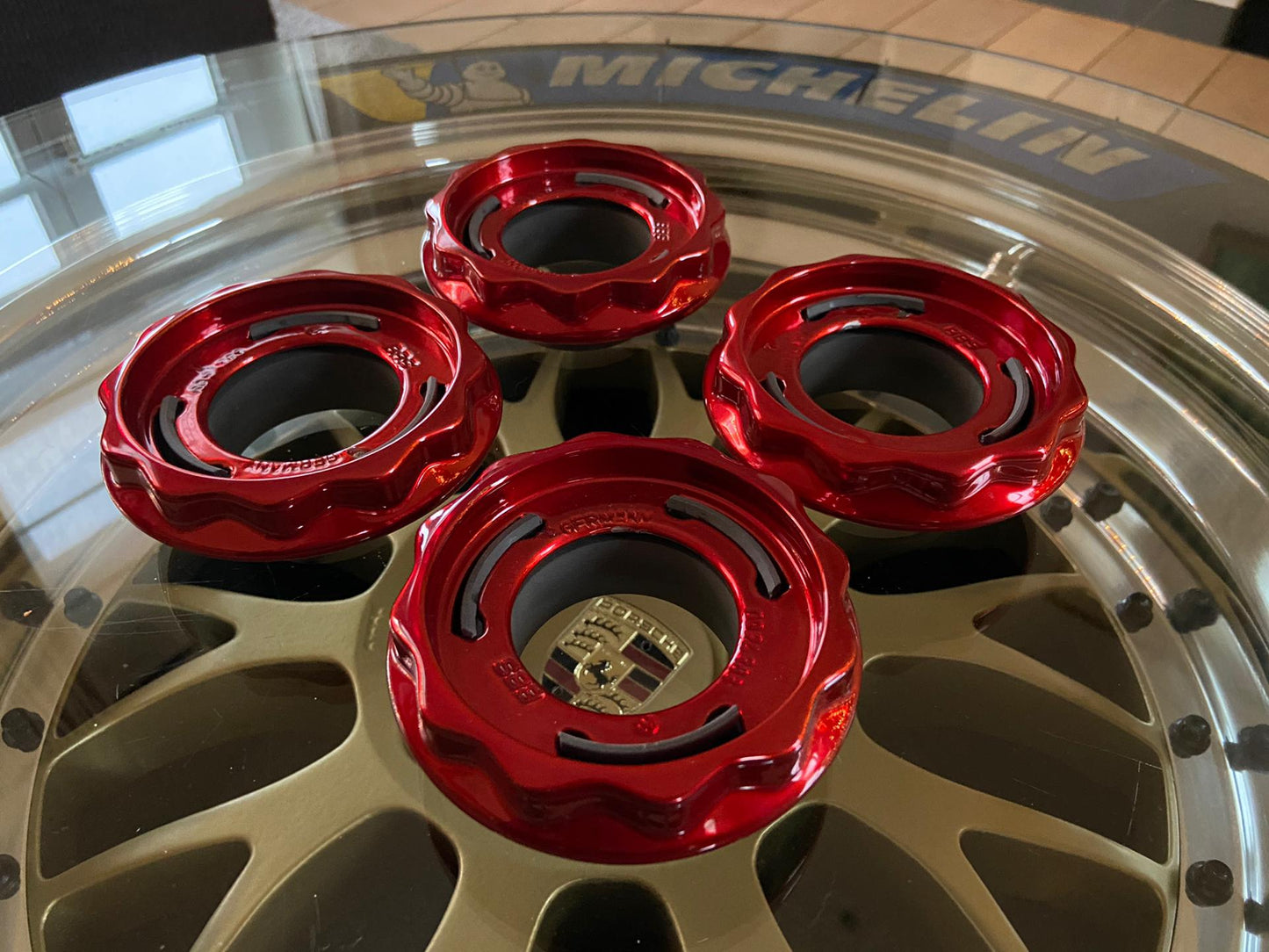 BBS RC / RS2 Hex nut centercaps ( Candy Red )