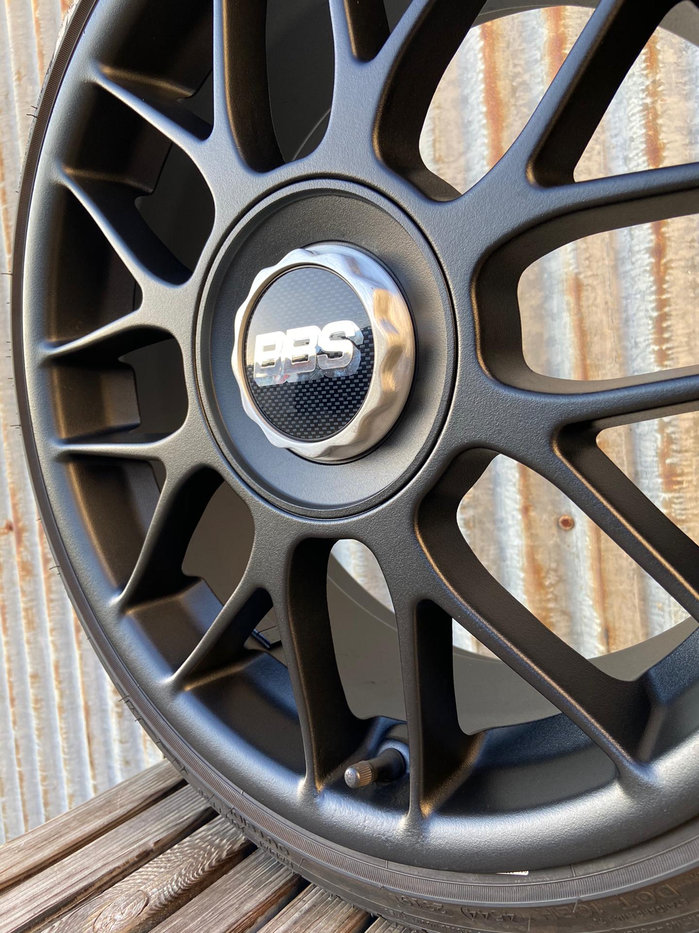 BBS 80mm Carbon / Silver Centercaps Badges Logos (self leveling)