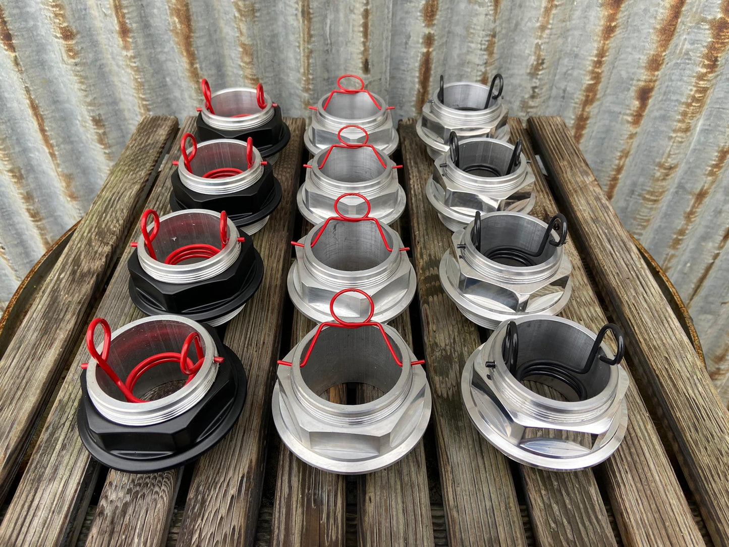 Centerlock look hex nuts for Rotiform