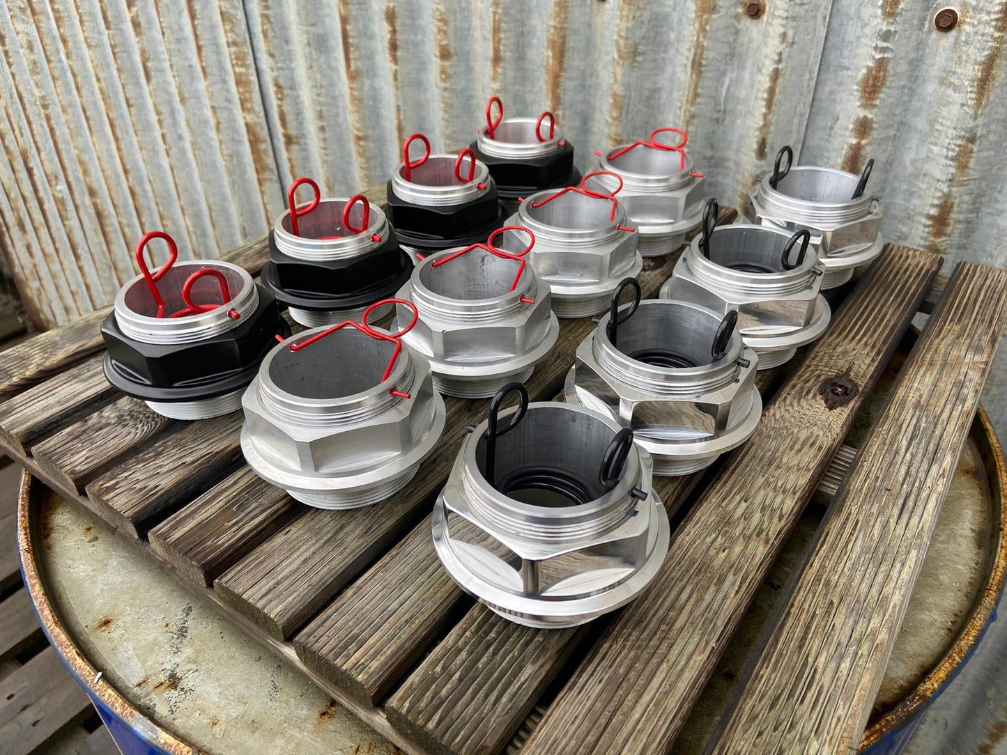 Centerlock look hex nuts for Rotiform