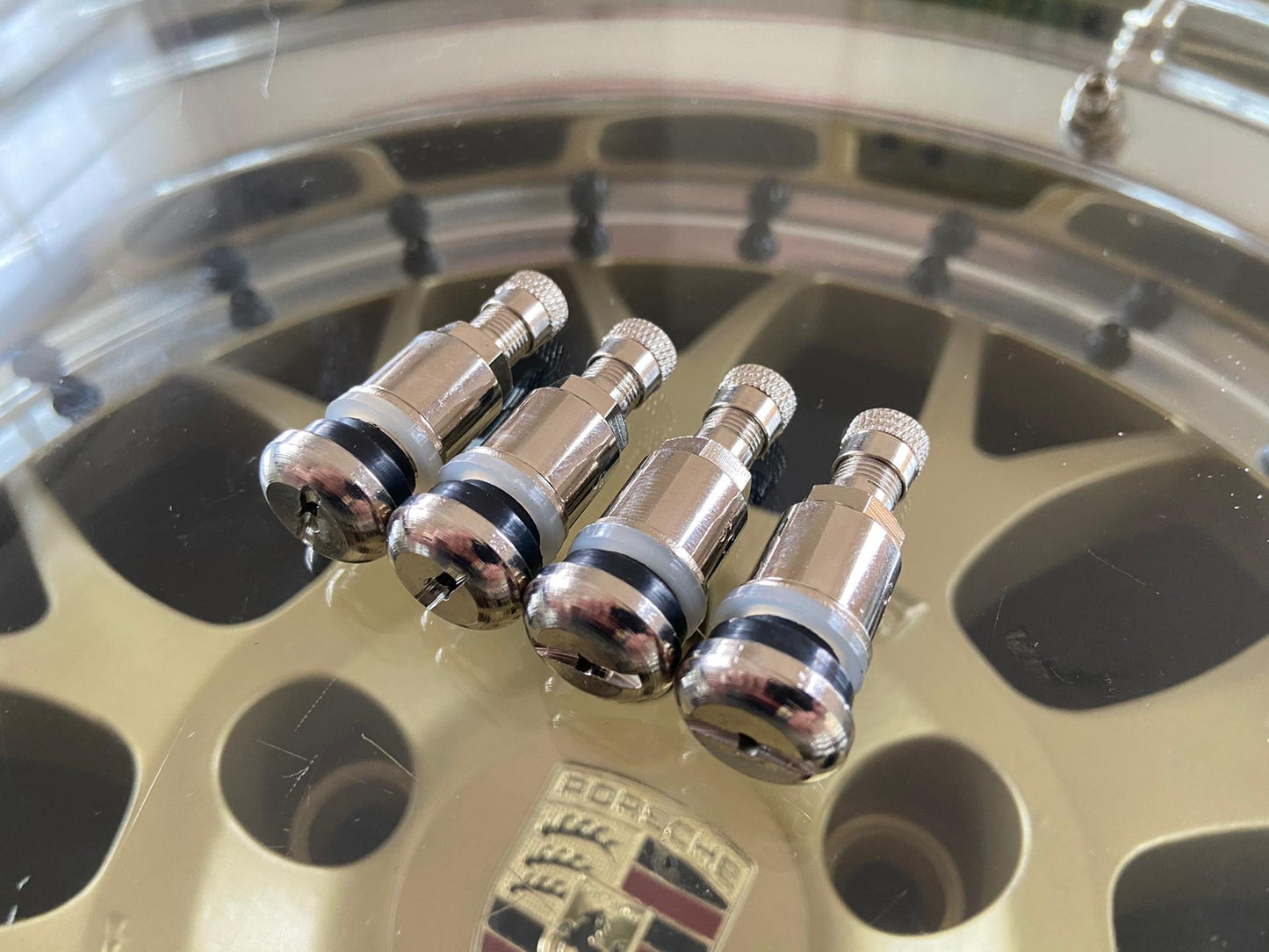 11.5mm Wheel Rim valve / Ventiel ( Black Silver Chrome )