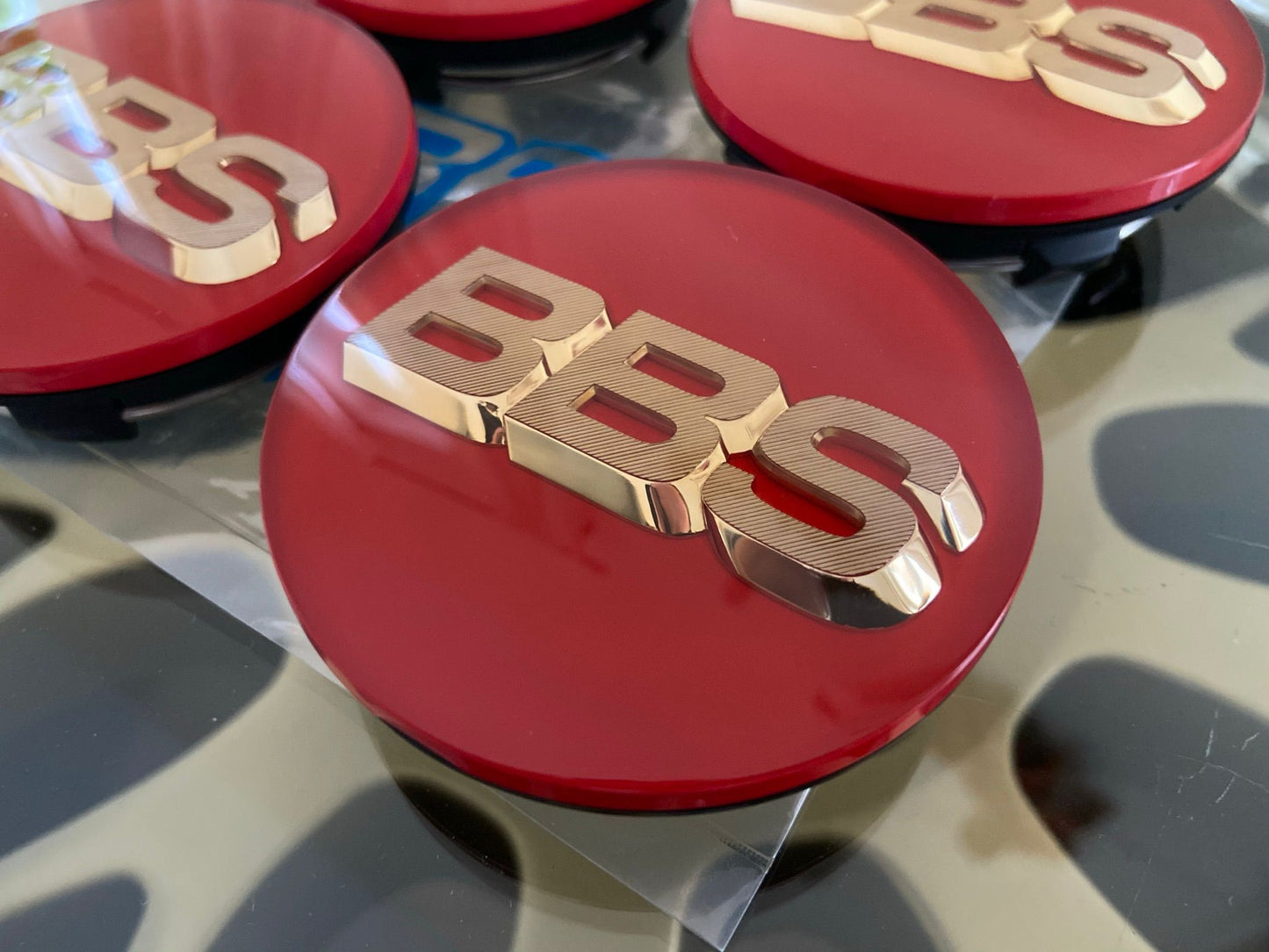 BBS 70.6mm Clickring Red / Gold Centercaps Badges Logos