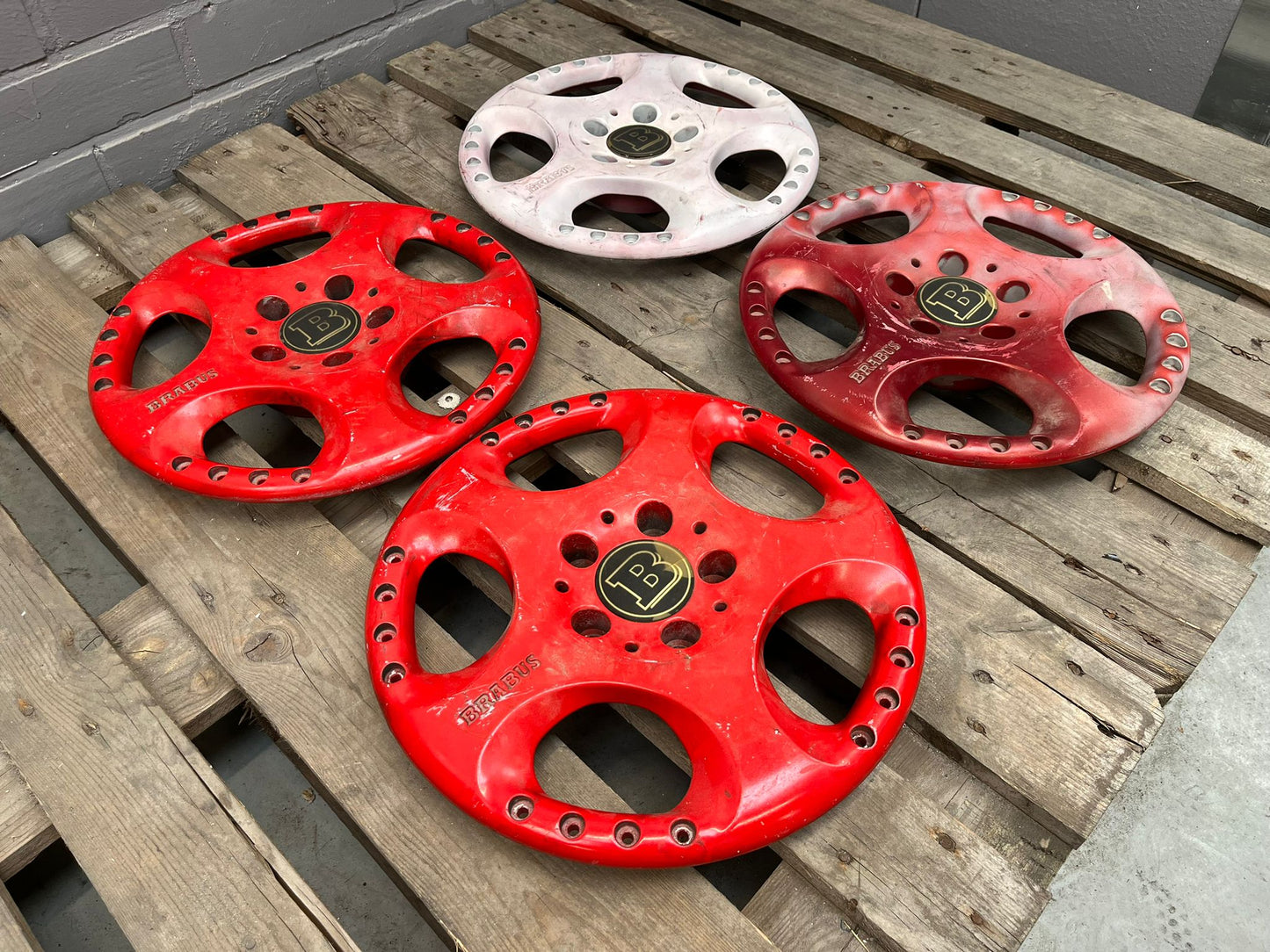 Brabus Monoblock IV Wheel Centers ( Oz Amg 4 )