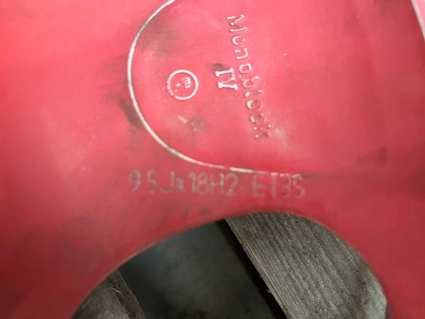 Brabus Monoblock IV Wheel Centers ( Oz Amg 4 )