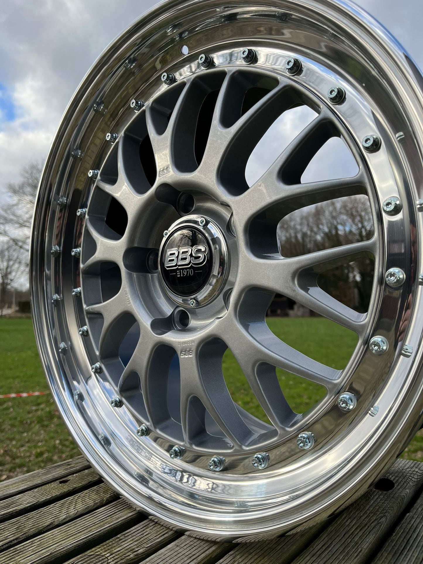 BBS e88 Rennsport center cap adapter logo