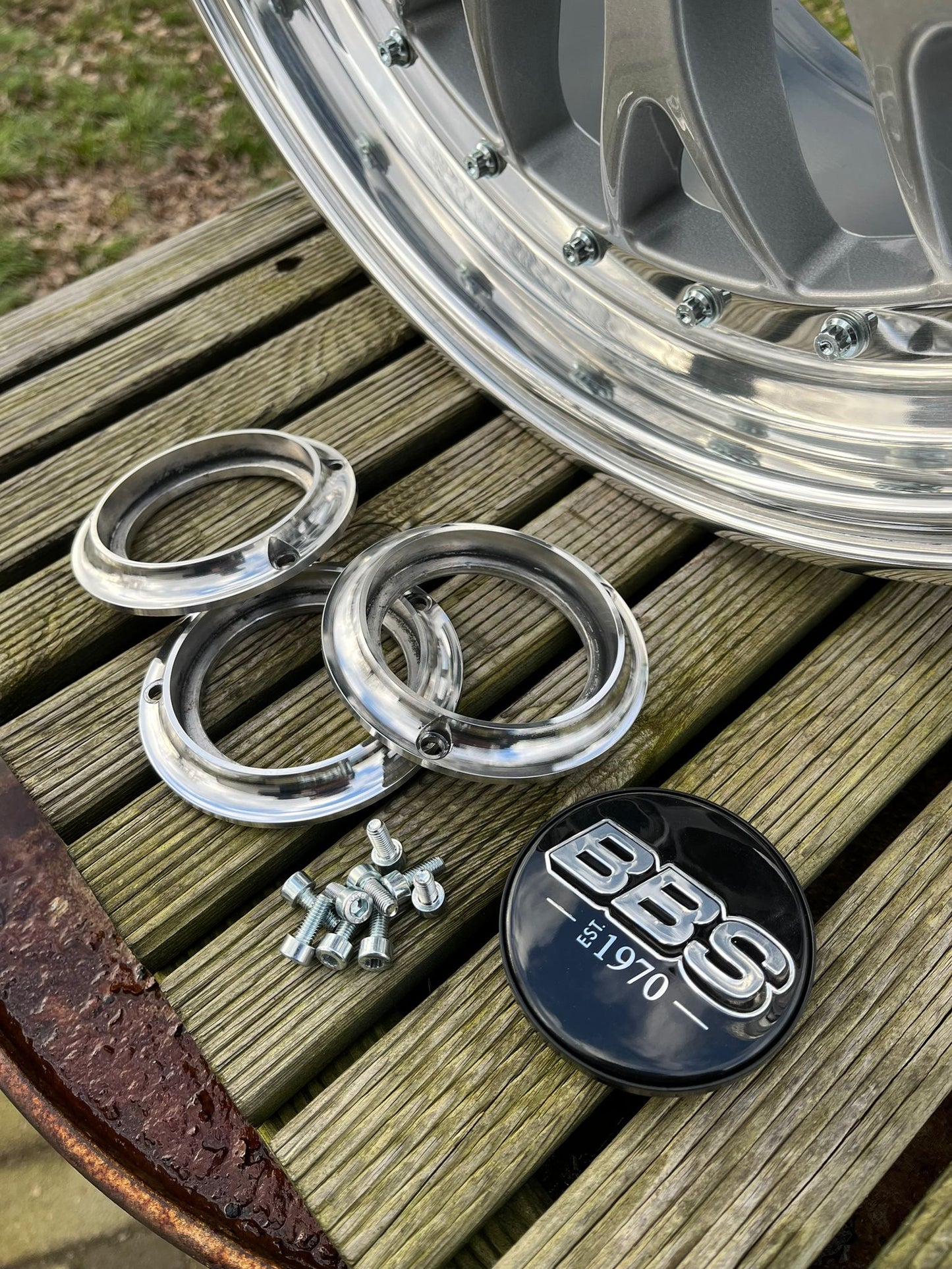 BBS e88 Rennsport center cap adapter logo