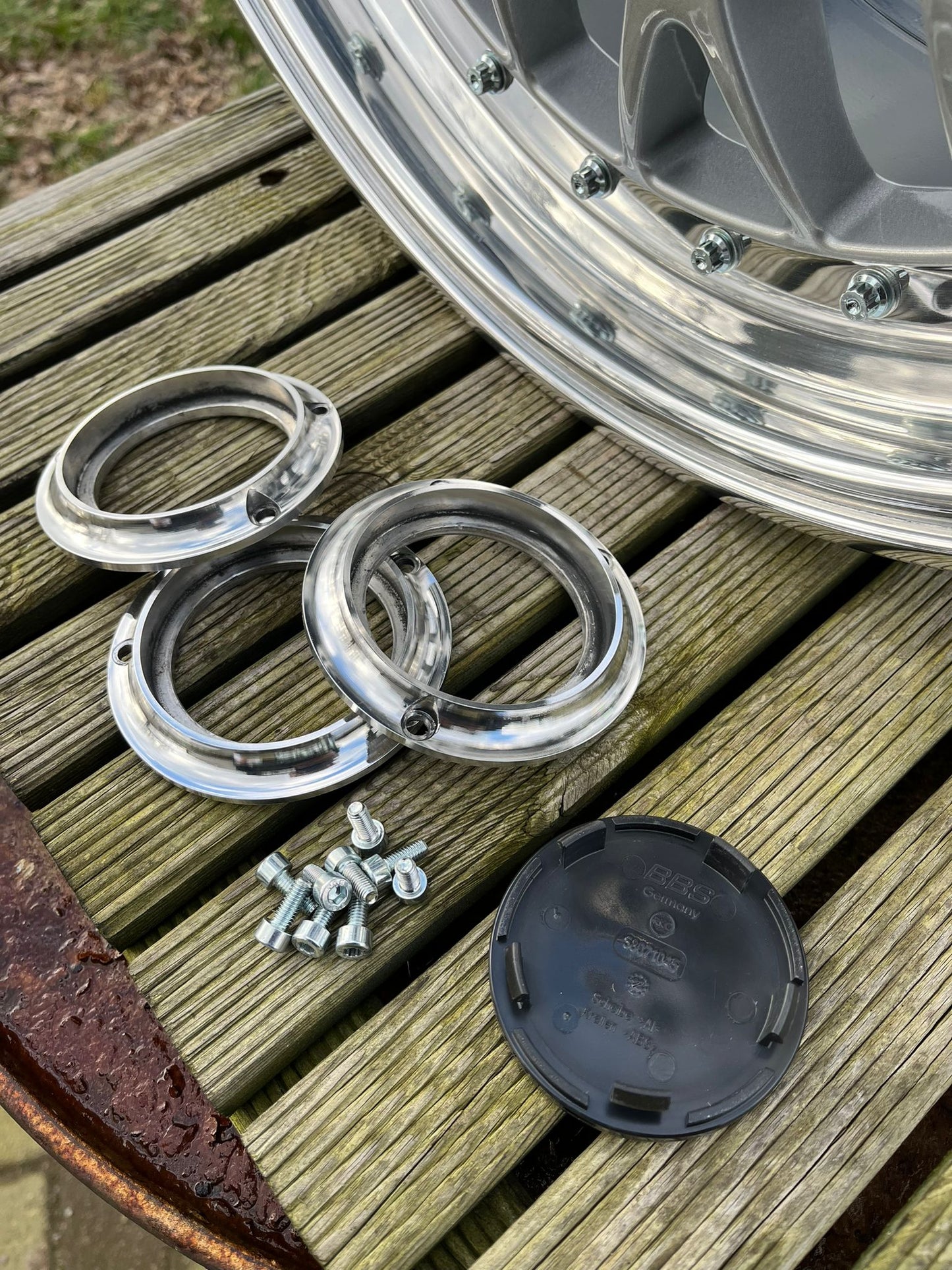 BBS e88 Rennsport center cap adapter logo