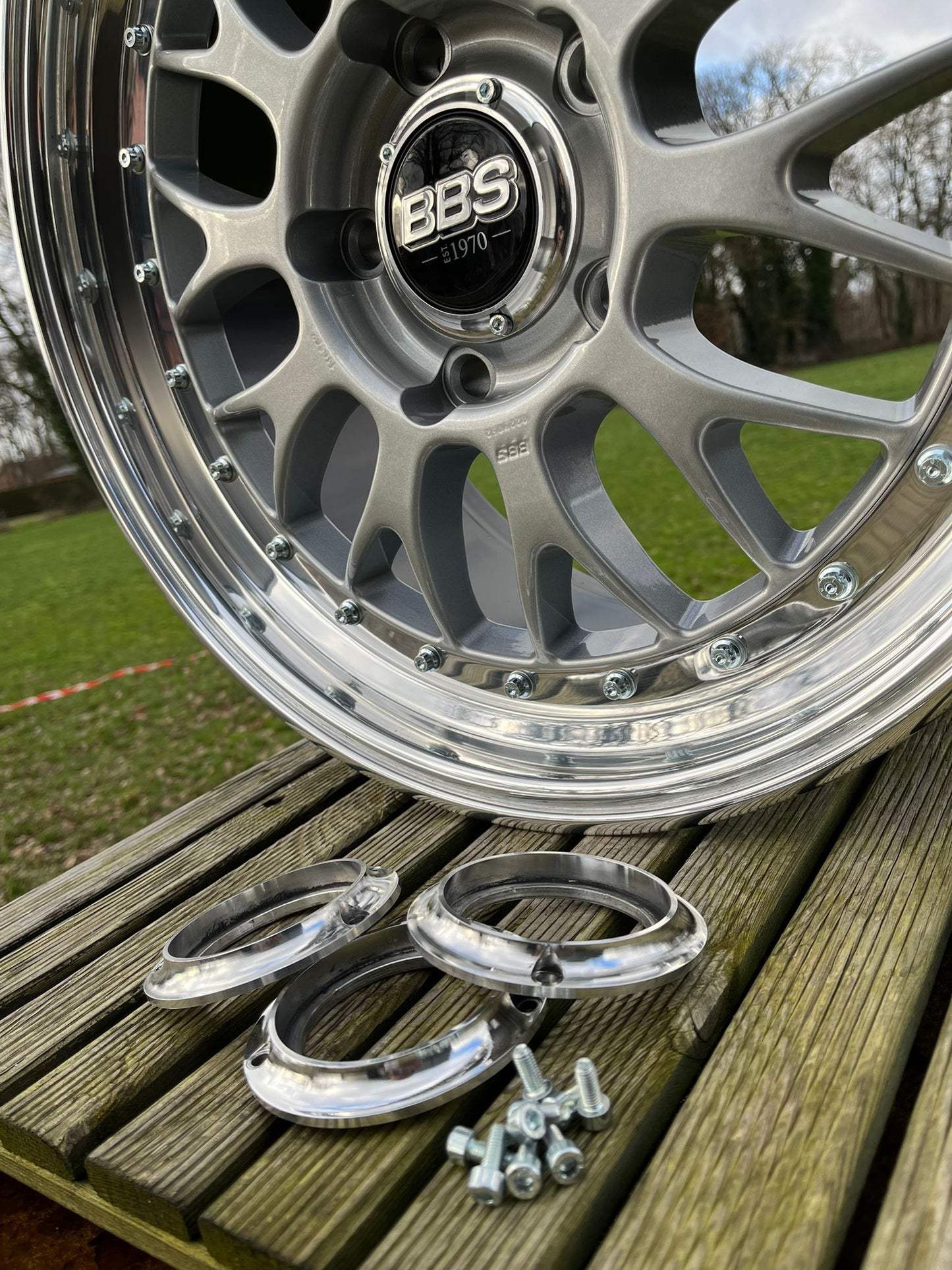 BBS e88 Rennsport center cap adapter logo
