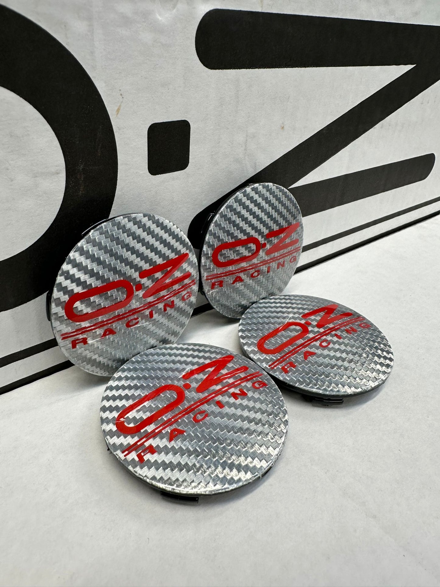 Oz Racing 55mm centercaps ( M689 ex M582 ) Silver