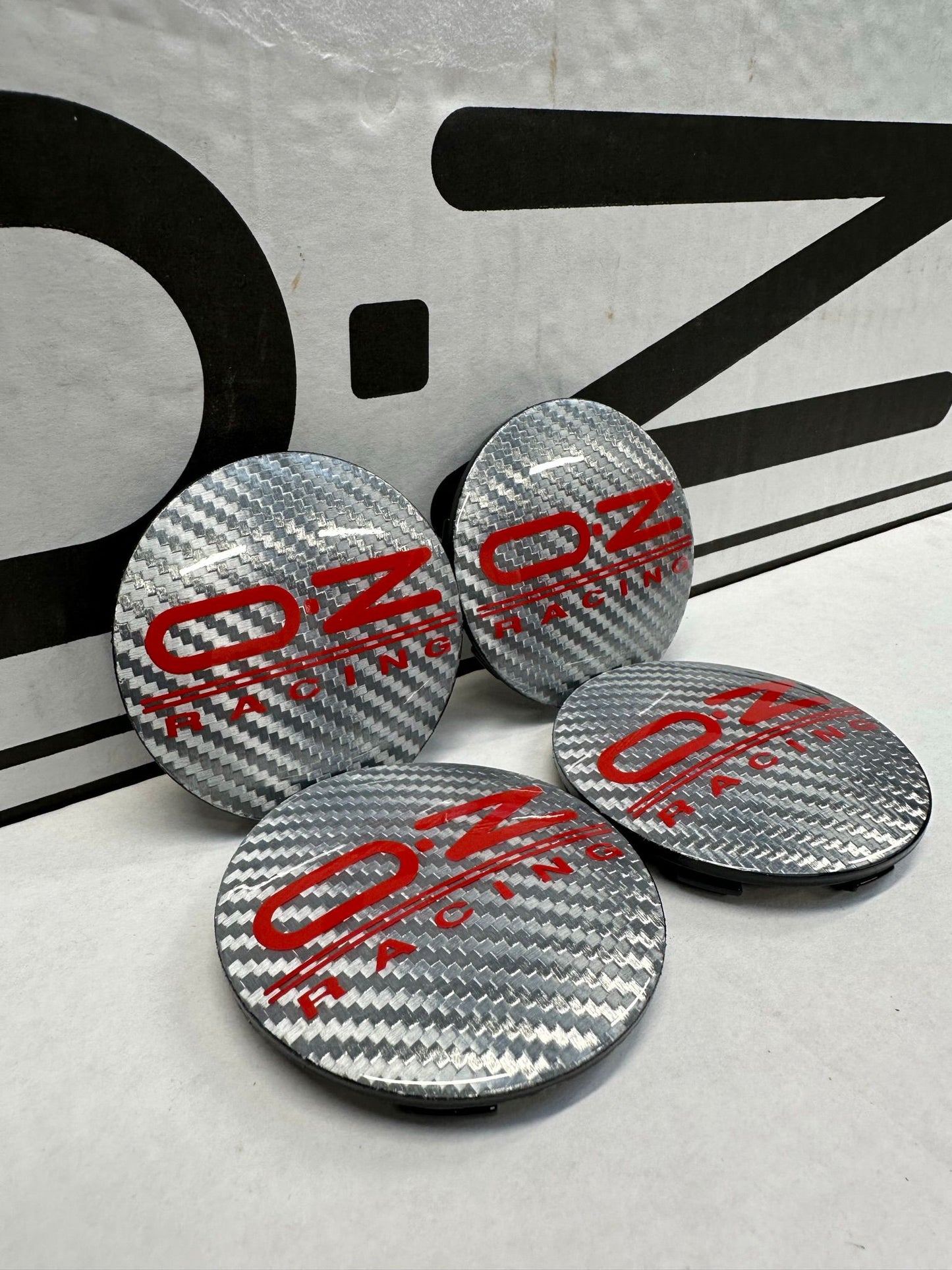 Oz Racing 62mm centercaps ( M690 ex M595 ) Silver