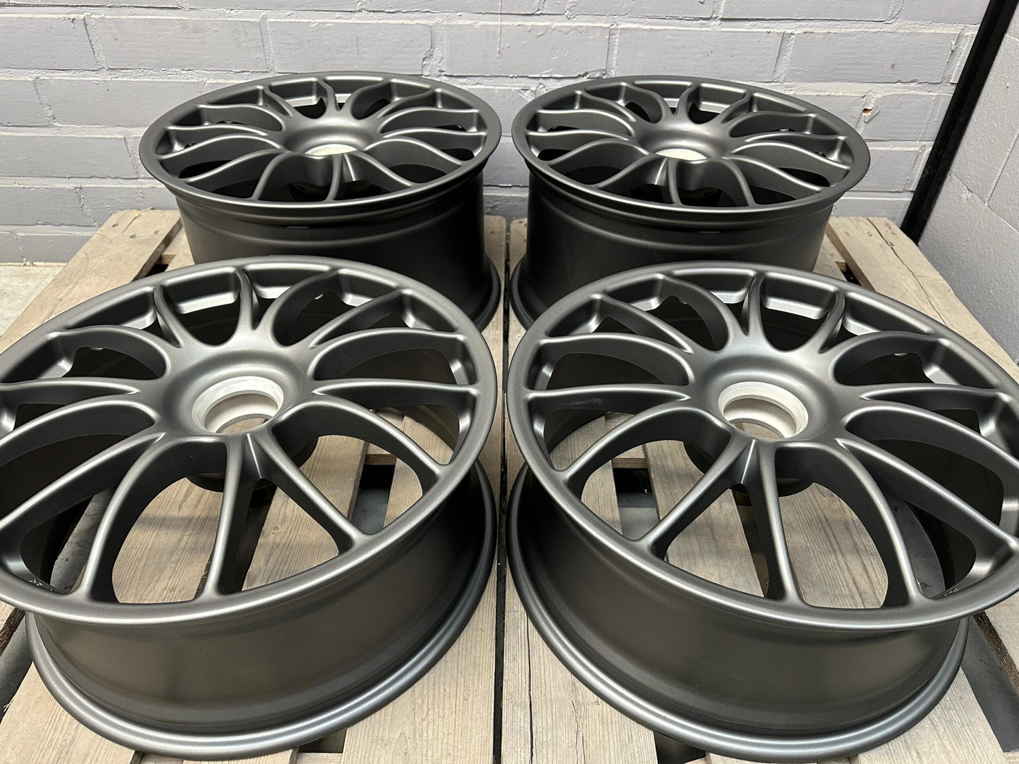 19″ Ferrari F430 Challenge wheels (BBS Motorsport)