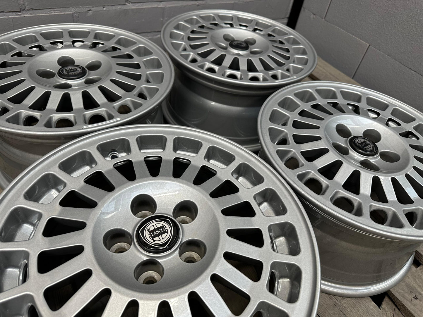 15" Lancia Delta Integrale wheels ( Speedline SL633 )