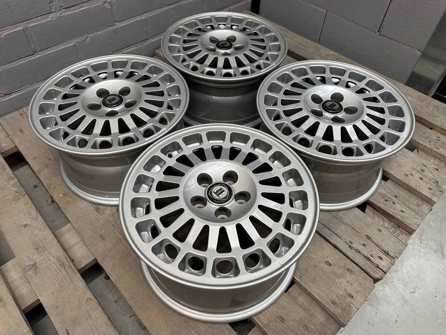 15" Lancia Delta Integrale wheels ( Speedline SL633 )