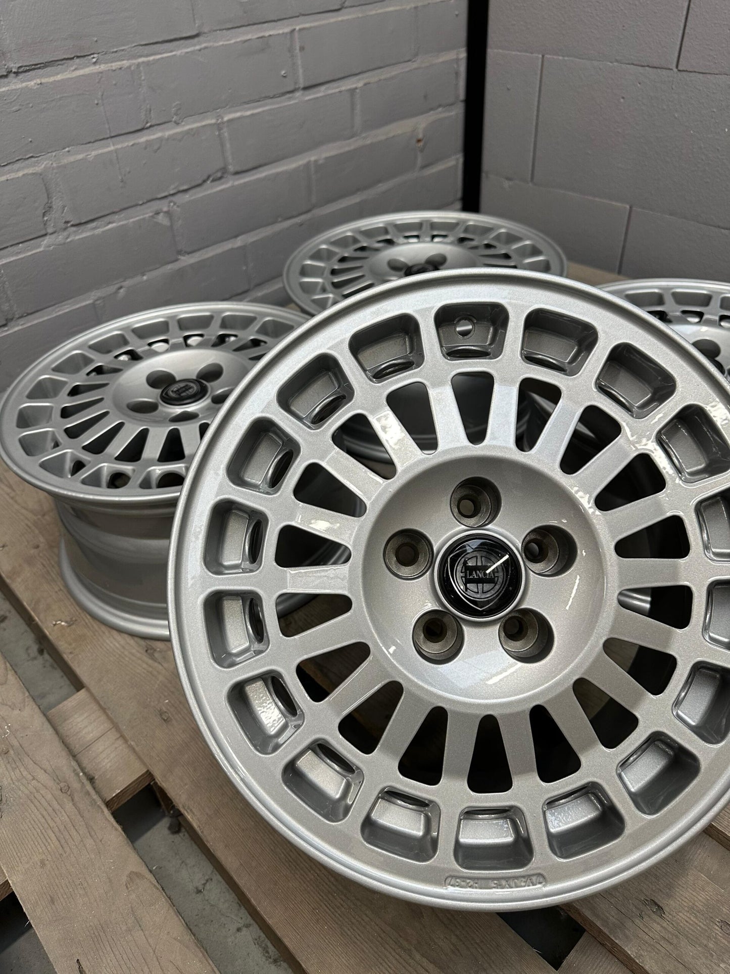 15" Lancia Delta Integrale wheels ( Speedline SL633 )