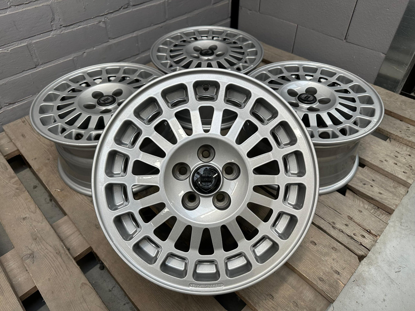 15" Lancia Delta Integrale wheels ( Speedline SL633 )