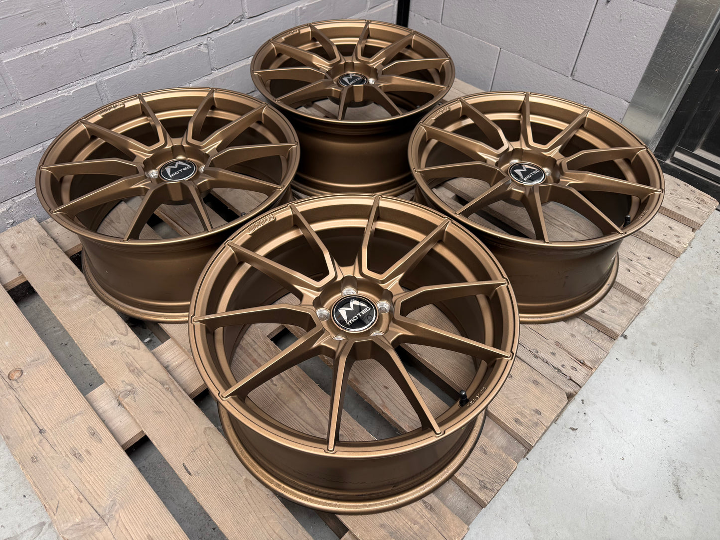 19” Motec Ultralight MCR2 5x112 wheels
