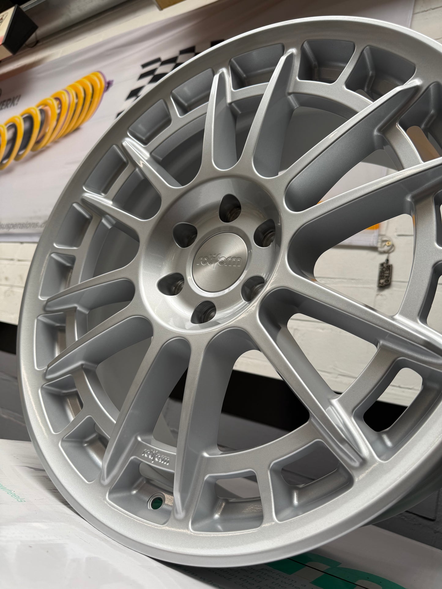 20” Rotiform OZR-T 6x120 wheels ( New Vw Transporter & Ford Transit )