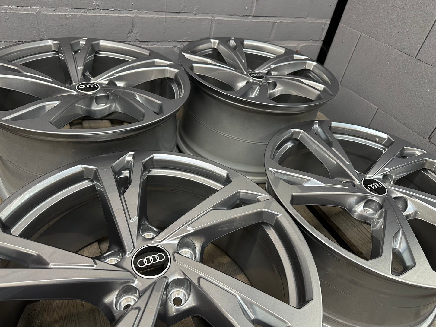 20” Audi Etron GT ( RS ) 5x130 wheels