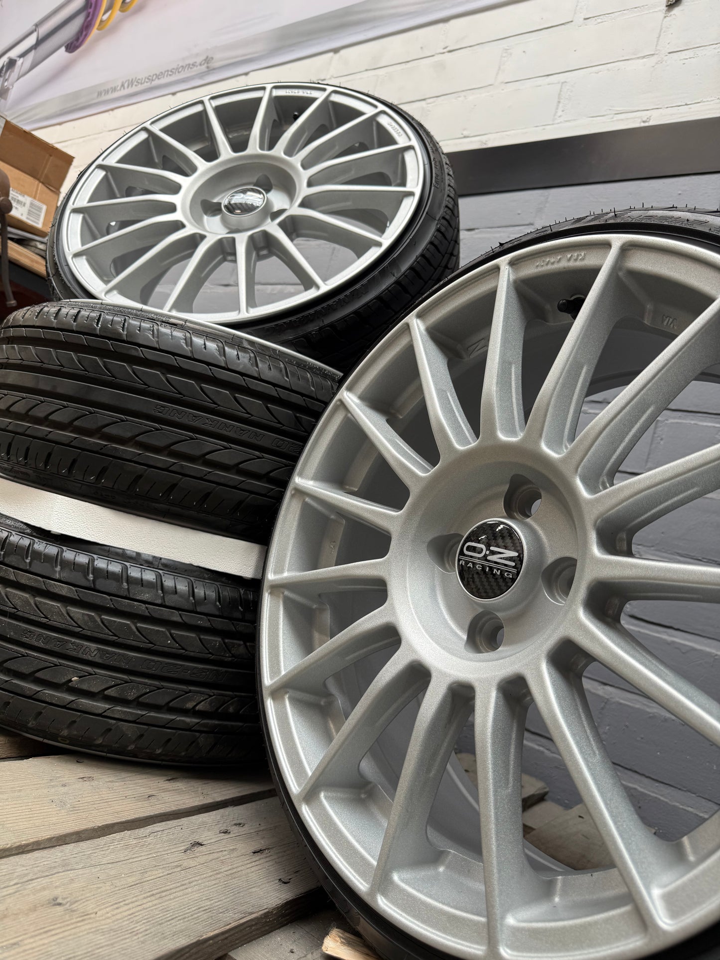 17” Oz Superturismo 4x100 wheels ( Nankang 185/35r17 )