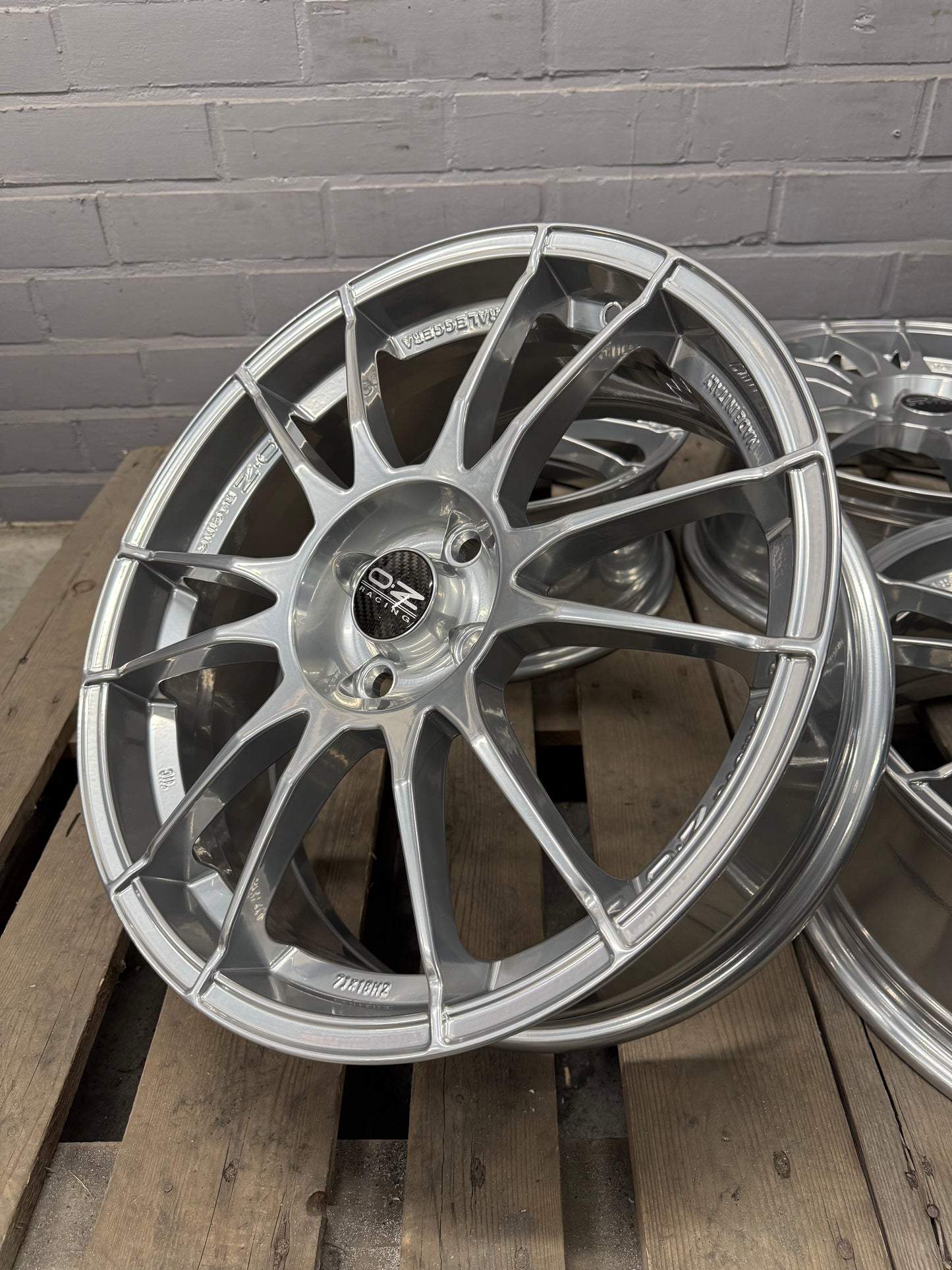 18” Oz Ultraleggera 4x100 wheels