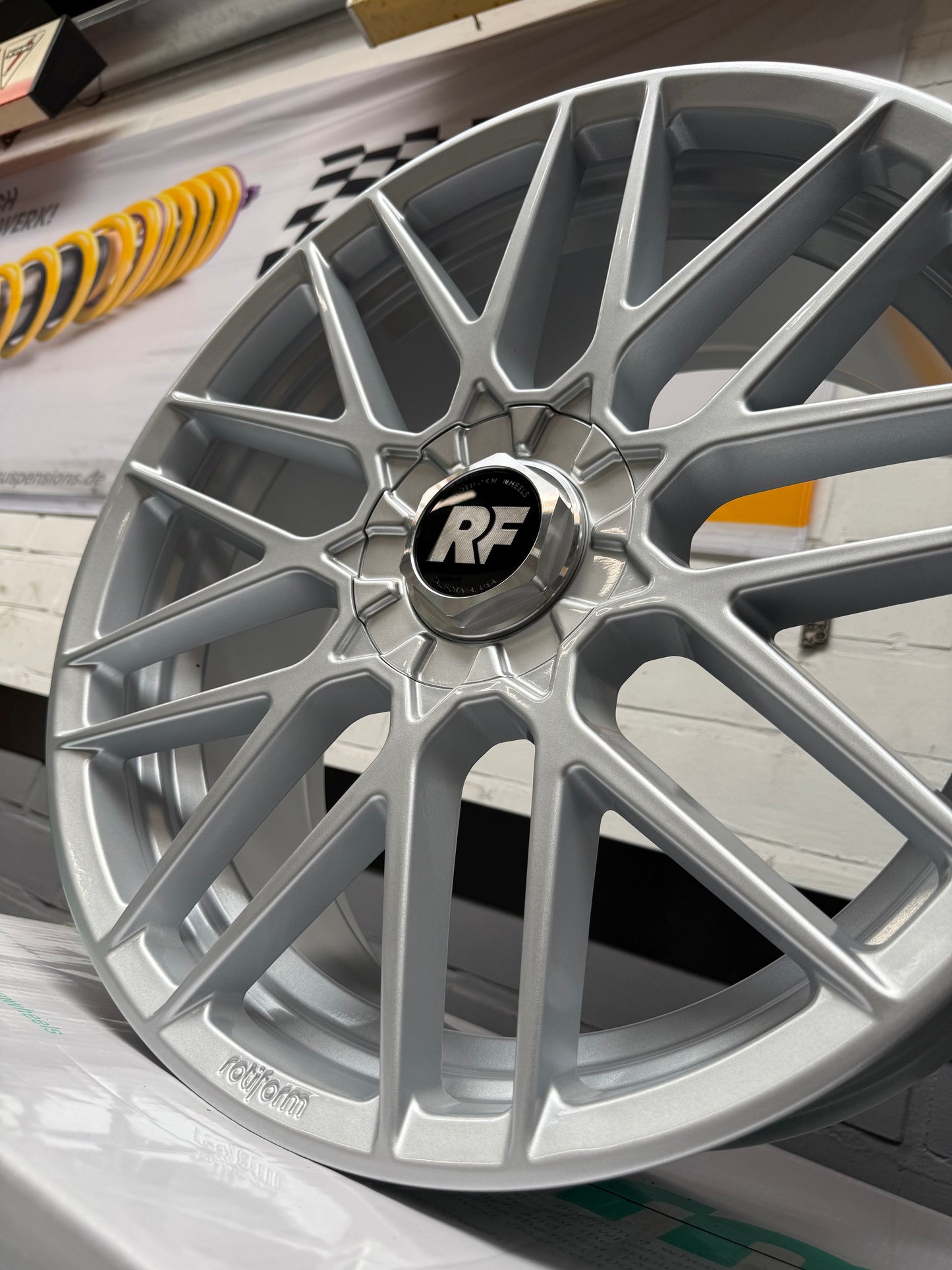 20” Rotiform RSE 5x112 wheels